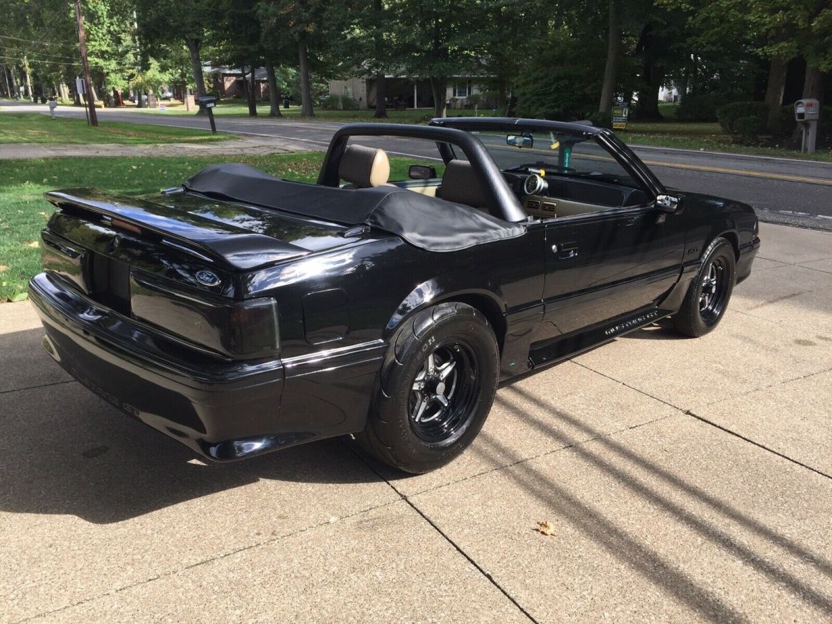 1988 Ford Mustang GT - photo 4