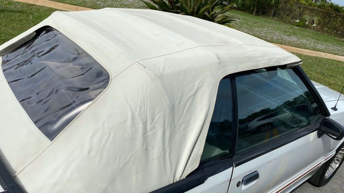 1988 Ford Mustang GT - photo 10