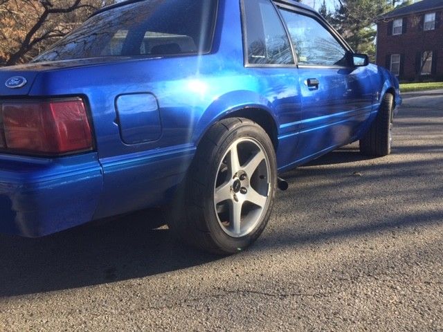 1988 Ford Mustang - photo 2