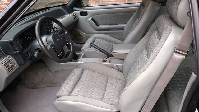 1988 Ford Mustang Coupe - photo 13