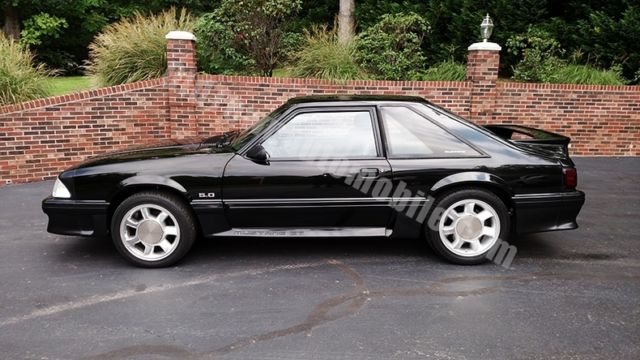 1988 Ford Mustang Coupe - photo 4