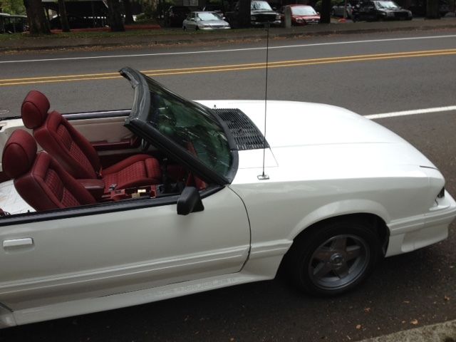 1988 Ford Mustang LX - photo 2