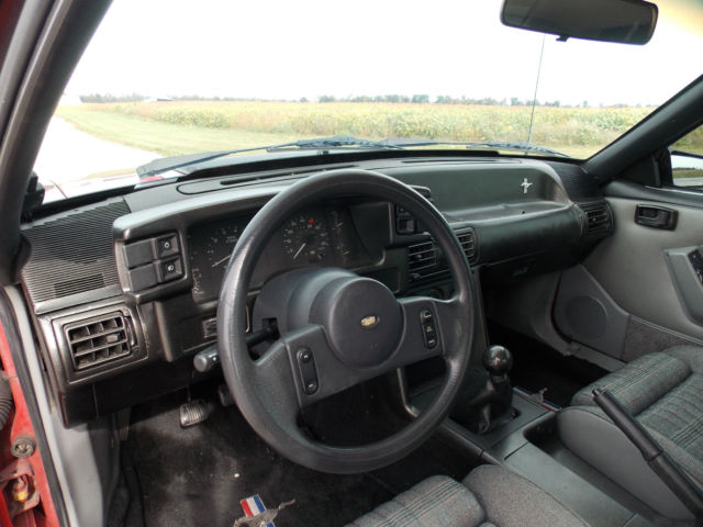 1988 Ford Mustang GT - photo 13