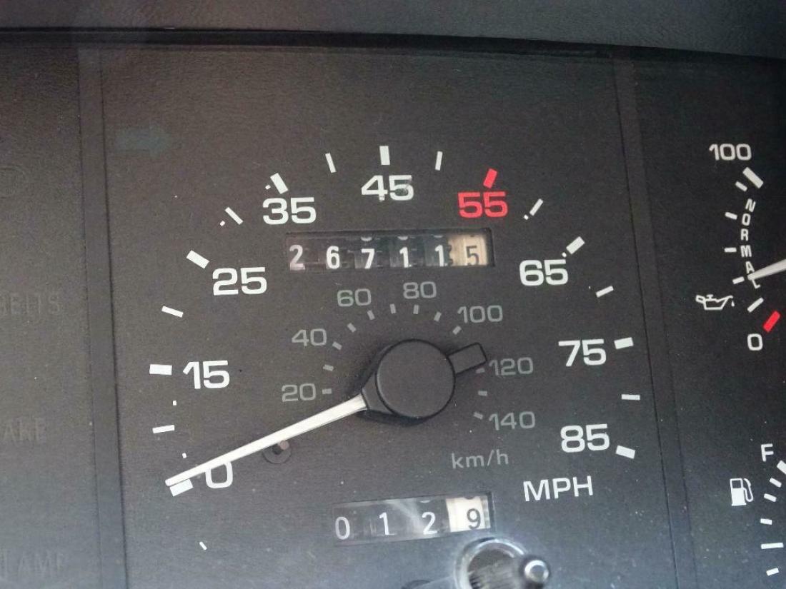 1988 Ford Mustang GT - photo 11