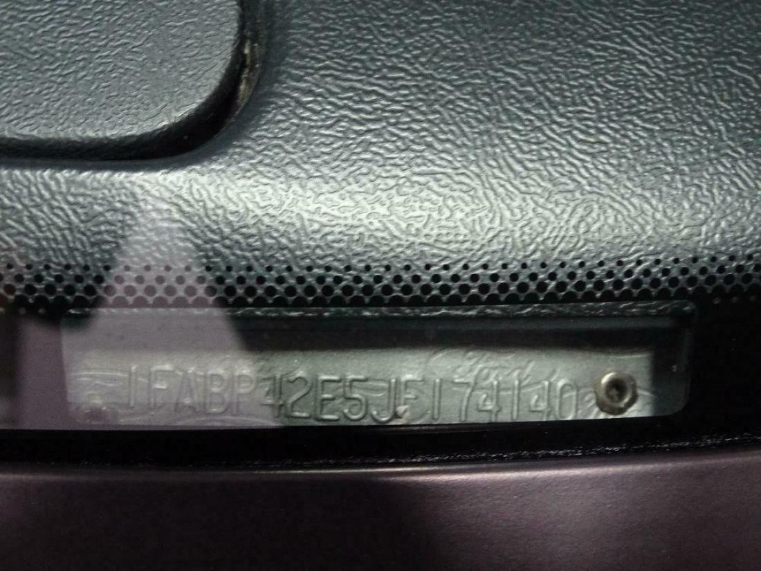 1988 Ford Mustang GT - photo 2