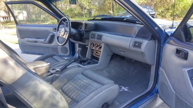1988 Ford Mustang GT - photo 12