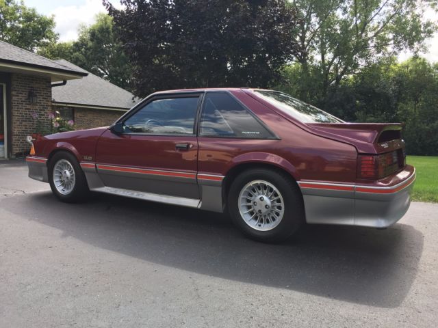 1988 Ford Mustang GT - photo 3