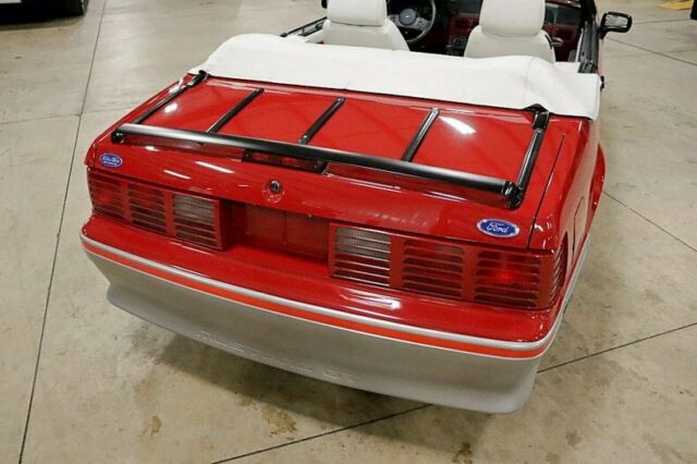1988 Ford Mustang GT 5.0 - photo 11