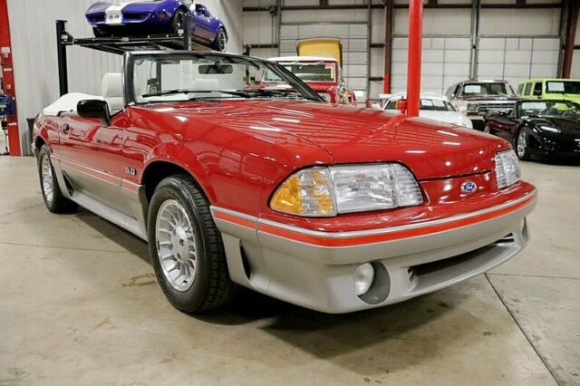1988 Ford Mustang GT 5.0 - photo 7