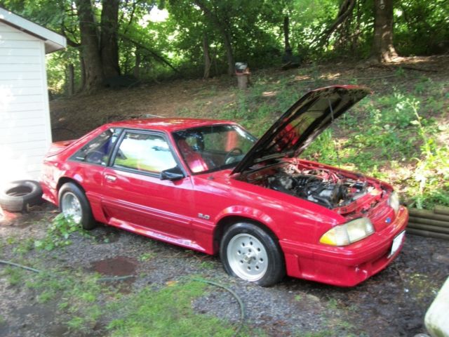 1988 Ford Mustang GT 5.0 5 Speed Red Racing extra parts Hatch Back 1988 Ford Mustang