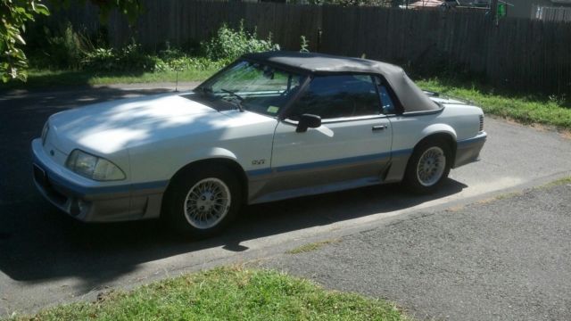 1988 Ford Mustang GT 5.0 convertible 58,000 miles 1988 Ford Mustang GT
