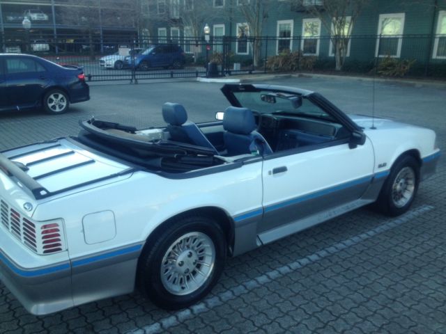 1988 Ford Mustang GT - photo 9