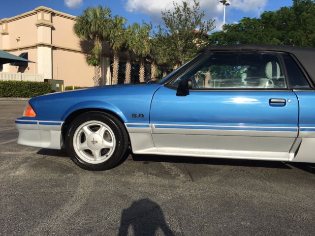 1988 Ford Mustang GT - photo 10