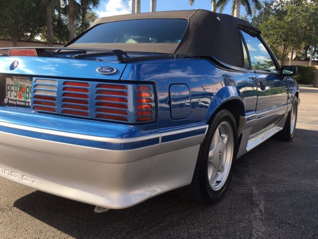 1988 Ford Mustang GT - photo 6