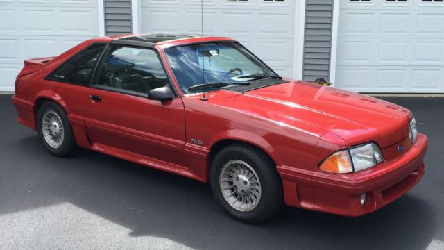 1988 Ford Mustang GT 5.0 V8 5 speed manual with T-TOPS 1988 Ford Mustang GT