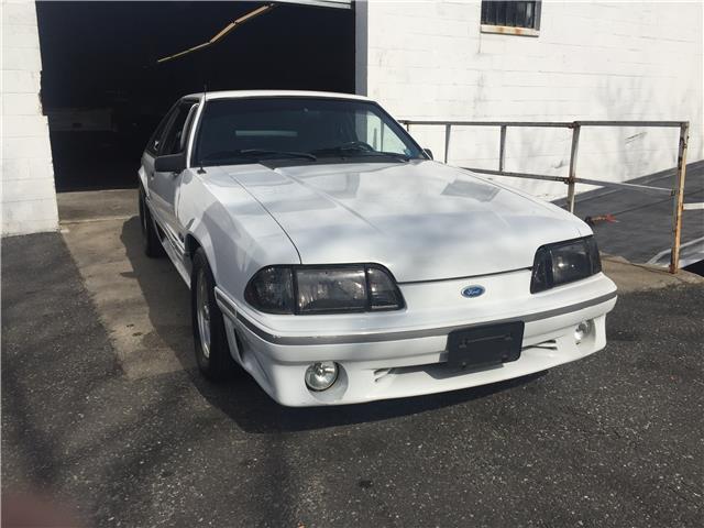 1988 Ford Mustang GT - photo 3