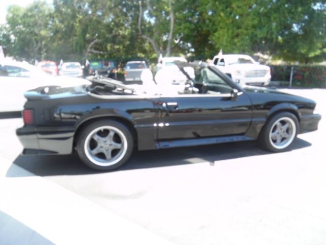 1988 Ford Mustang GT - photo 7