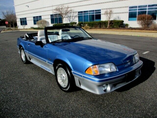 1988 Ford Mustang GT - photo 4