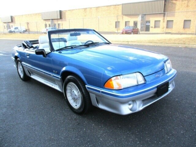 1988 Ford Mustang GT - photo 6