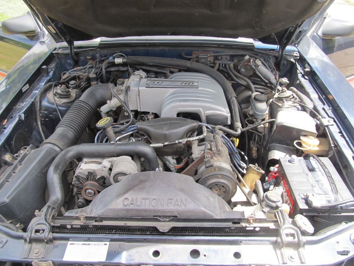 1988 Ford Mustang - photo 3