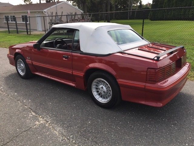 1988 Ford Mustang GT Convertible - photo 6