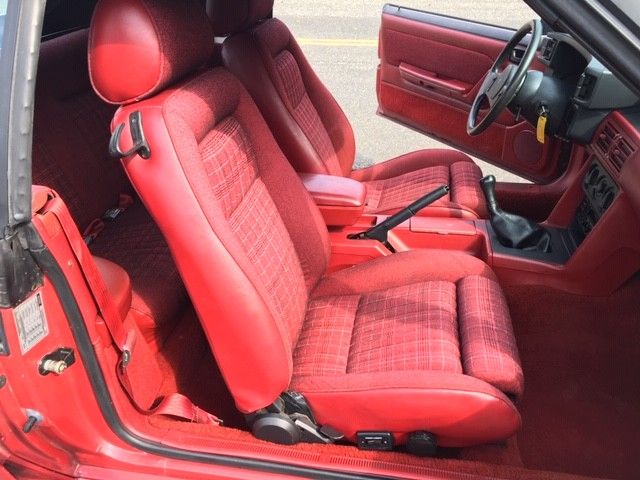 1988 Ford Mustang GT Convertible - photo 9