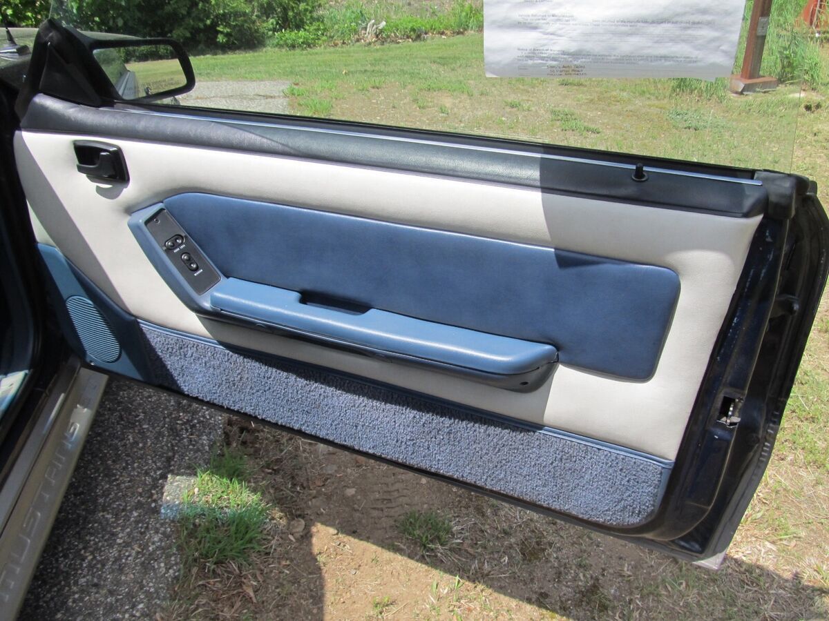 1988 Ford Mustang - photo 9