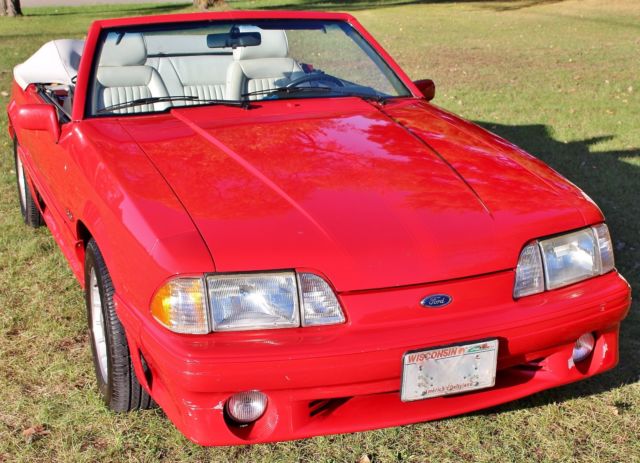 1988 ford mustang GT convertible, rust free, low miles 1988 Ford Mustang GT