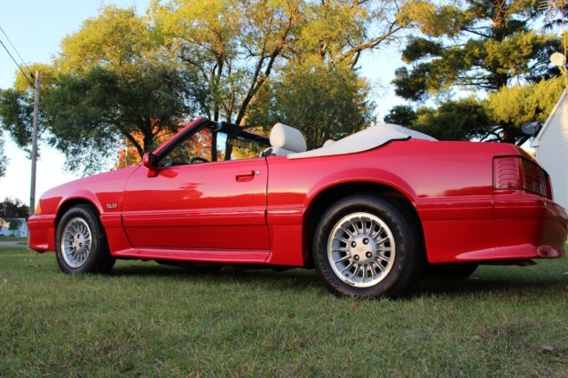 1988 Ford Mustang GT - photo 12