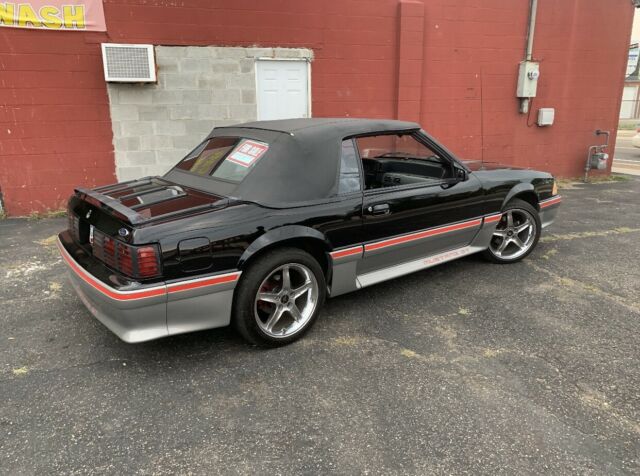 1988 Ford Mustang - photo 9