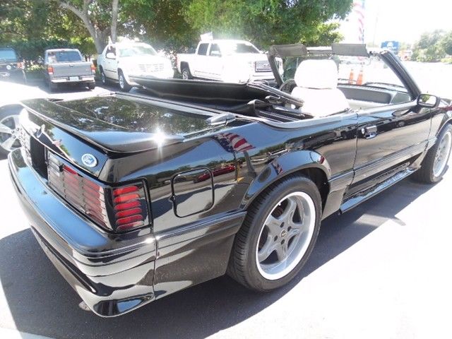 1988 Ford Mustang GT - photo 6