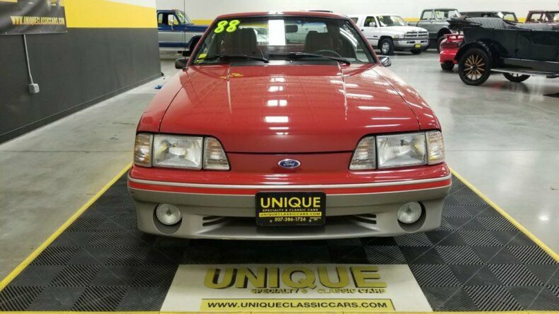1988 Ford Mustang GT Coupe - photo 2