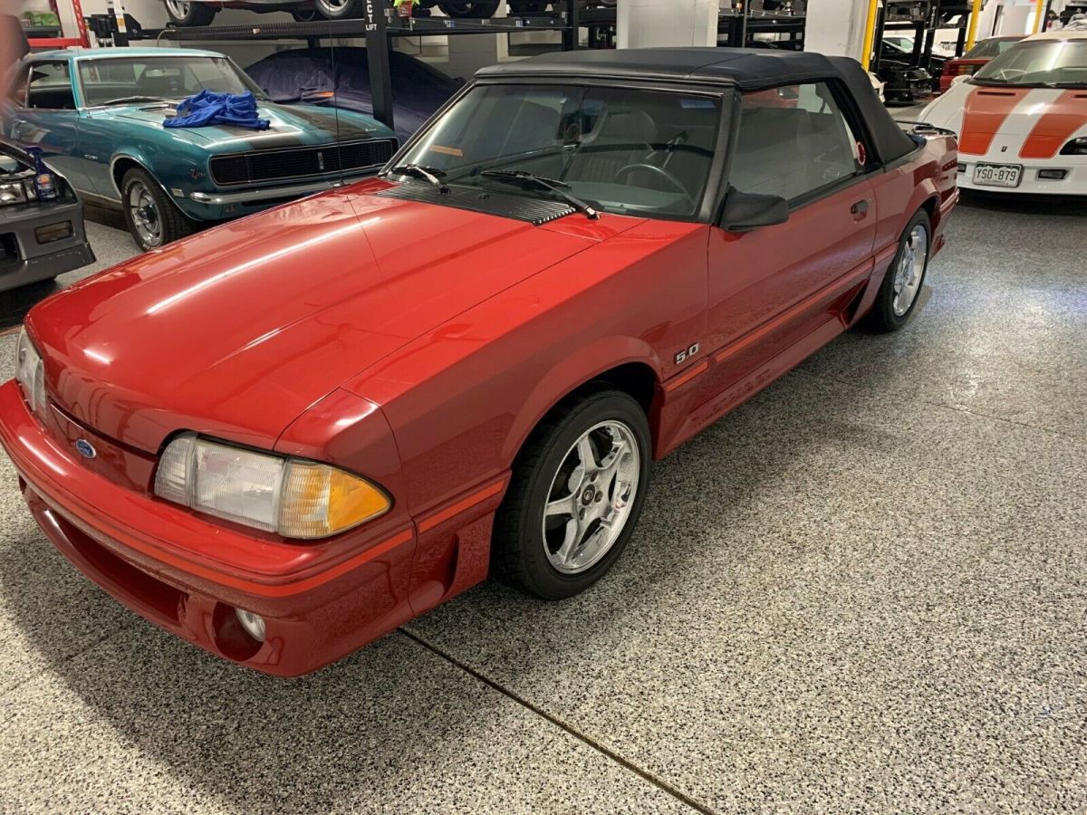1988 Ford Mustang GT - photo 4