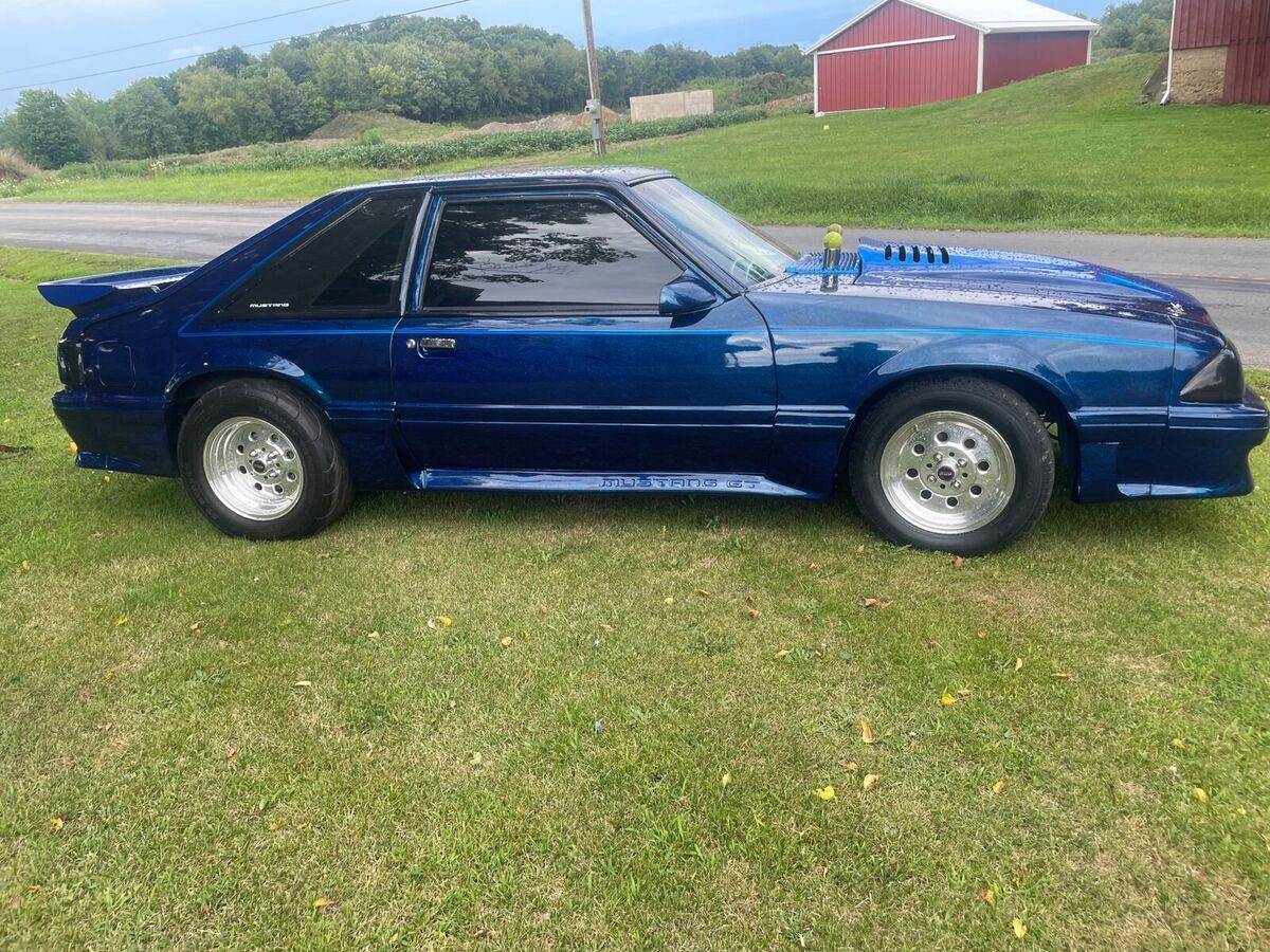 1988 Ford Mustang Hatchback Blue RWD Manual GT 1988 Ford Mustang GT