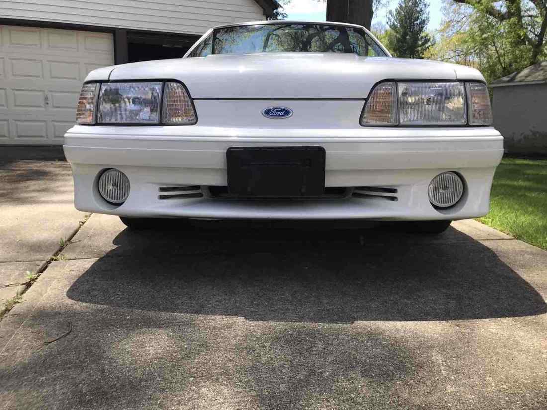 1988 Ford Mustang GT - photo 11