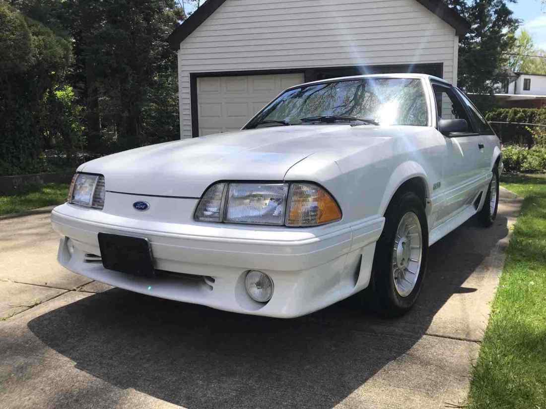 1988 Ford Mustang GT - photo 8