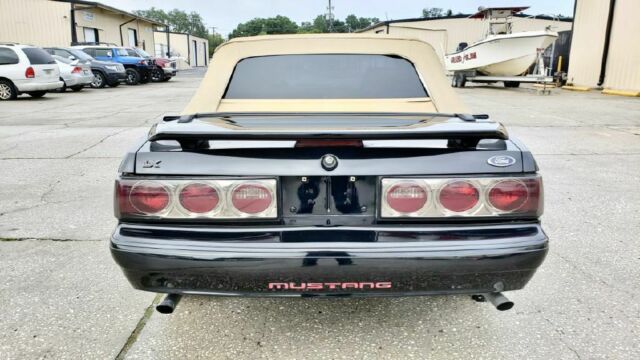 1988 Ford Mustang LX - photo 6