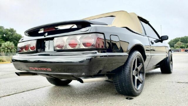 1988 Ford Mustang LX - photo 7