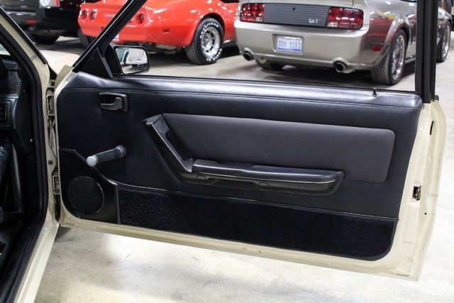1988 Ford Mustang LX 5.0 - photo 13