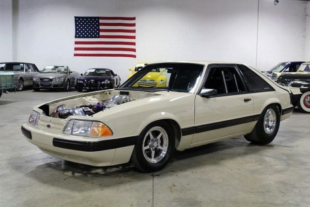 1988 Ford Mustang LX 5.0 - photo 2