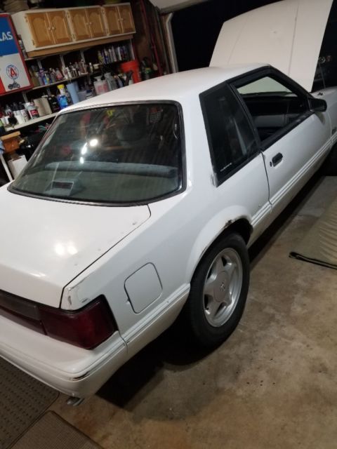 1988 Ford Mustang LX - photo 3