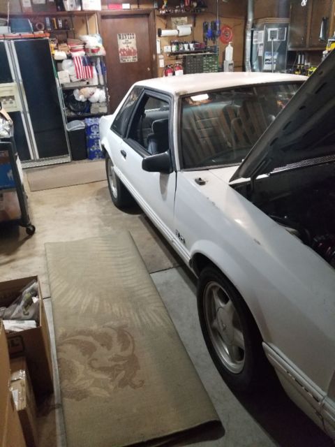 1988 Ford Mustang LX - photo 4