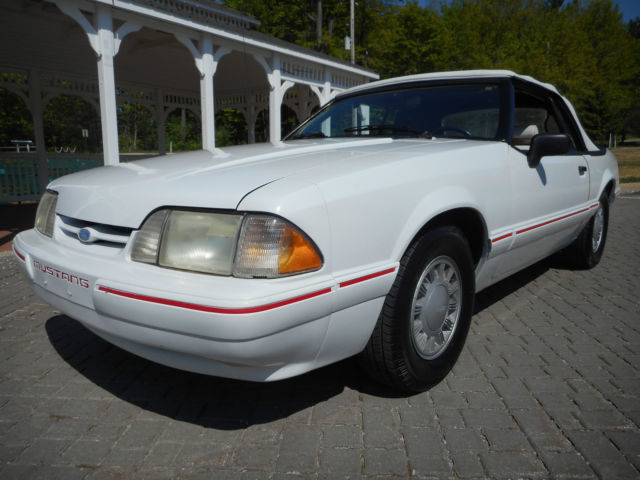 1988 Ford Mustang NO RESERVE AUCTION - LAST HIGHEST BIDDER WINS CAR! - photo 6