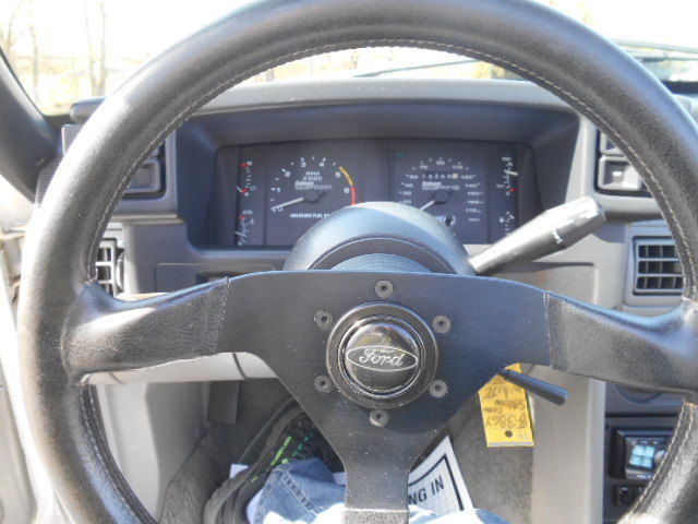 1988 Ford Mustang LX Convertible 2-Door - photo 11