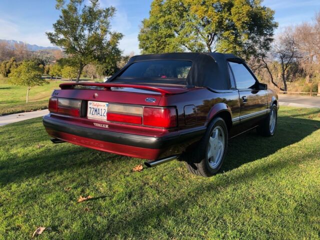 1988 Ford Mustang LX Convertible - photo 8