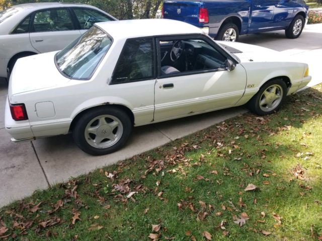 1988 FORD MUSTANG LX NOTCHBACK 5.0 1988 Ford Mustang LX