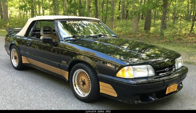 1988 Ford Mustang LX Convertible 2-Door - photo 3