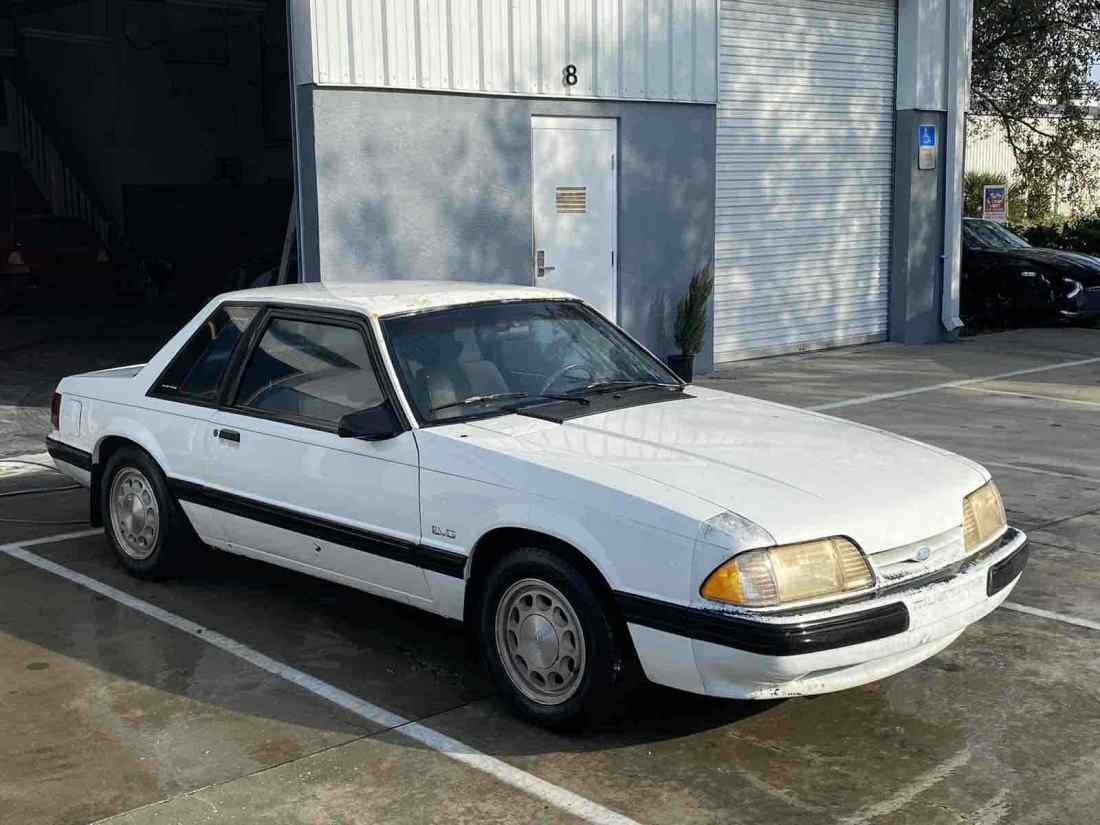 1988 Ford Mustang LX