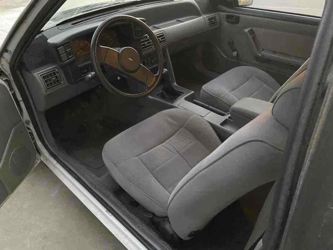 1988 Ford Mustang LX - photo 7