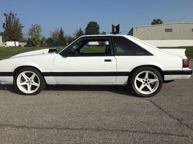 1988 Ford Mustang LX - photo 3